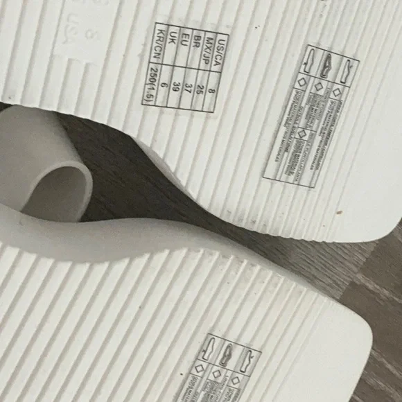 Forever 21 White Platform Shoes Minimalist Design - Picture 6 of 8